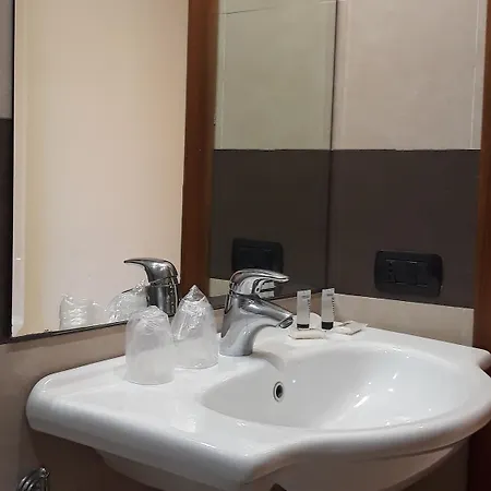 Crosti 3* Roma