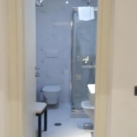 Crosti 로마